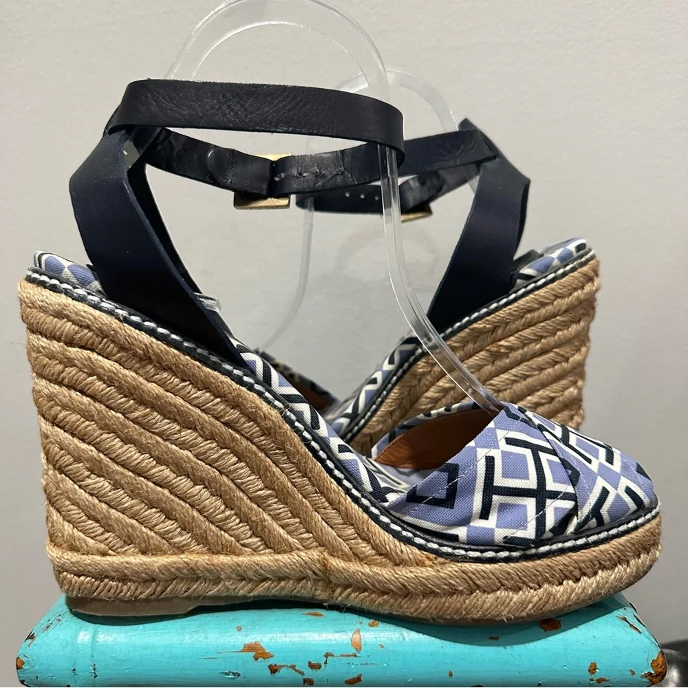 Tory Burch Navy Espadrille Wedge Ankle Strap All Over Logo Print Size 8 B